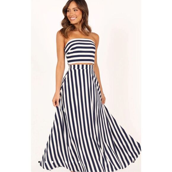 Petal & Pup Navy and White Striped Skirt - Picture 1 of 9